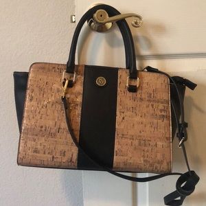 Anne Klein handbag! 👜NEVER USED!